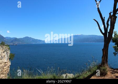 Schöne Aussicht auf den Gardasee Stockfoto