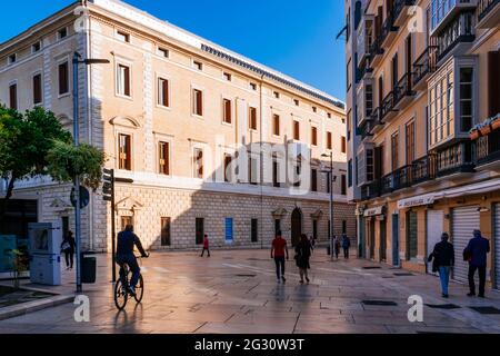 Der Palacio de la Aduana, Zollpalast, ist ein Gebäude in Málaga, derzeit Sitz des Museo de Málaga, Museum von Malaga. Malaga, Andaluc Stockfoto