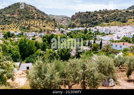 Almedinilla ist eine spanische Gemeinde am östlichen Ende der Region Subbética Cordobesa in der Provinz Córdoba, Andalusien. Almedinilla, Stockfoto