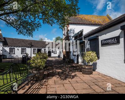 Verschiedene Bilder von Gretna Green, dem berühmten Blacksmith's Shop, dem Restaurant und dem Hotel, werden häufig als Hochzeitslocation für formelle und entlaufene Paare genutzt Stockfoto