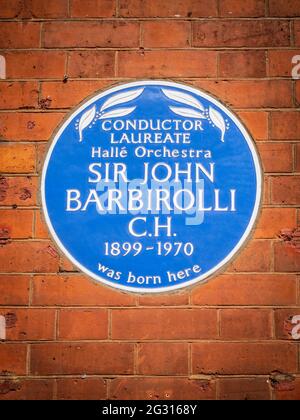 Sir John Barbirolli Blaue Plakette Southampton Row London - Dirigent Laureate Hallé Orchestra Sir John Barbirolli C.H. 1899-1970 wurde hier geboren. Stockfoto