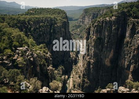 Blick von oben auf das Tal in Tazi Kanyonu Türkei Stockfoto