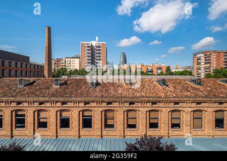 Ein Blick auf die Gegend von Poblenou, alten Industrieviertel in neue moderne Nachbarschaft in Barcelona, Spanien umgewandelt Stockfoto