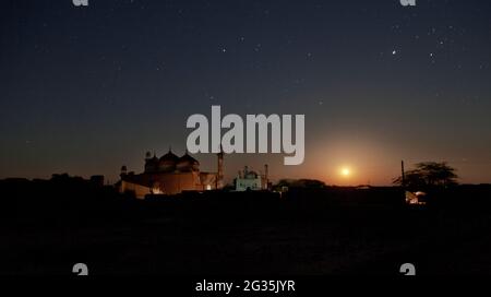 Derawar Fort, ist eine große quadratische Festung in Ahmadpur East Tehsil, Punjab, Pakistan. Etwa 130 km südlich der Stadt Bahawalpur Stockfoto