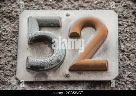 Hausnummer 52 Stockfoto
