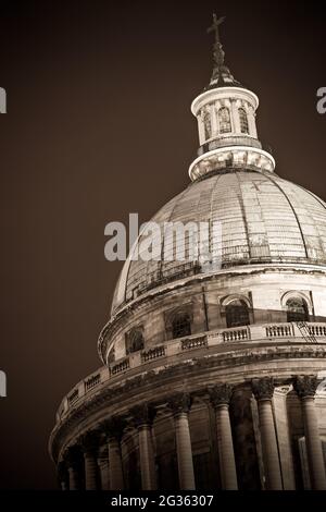 FRANKREICH. PARIS (75) PANTHEON. MONUMENT DOME BEI NACHT Stockfoto