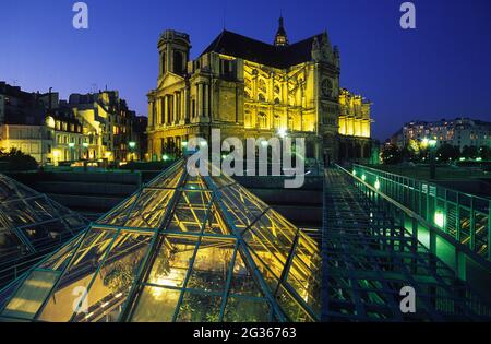 FRANKREICH PARIS (75) 1. ARRONDISSEMENT, KIRCHE ST. EUSTACHE AUS DEM ALTEN FORUM DES HALLES (1979-2014) Stockfoto