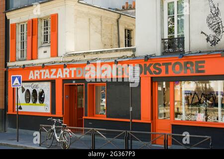 FRANKREICH PARIS (75) 10. BEZIRK, ARTAZART-SHOP AM CANAL SAINT MARTIN, QUAI DE JEMMAPE Stockfoto