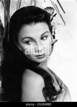 JEAN SIMMONS Werbeportrait in DER BLAUEN LAGUNE 1949 Regisseur FRANK-WASCHROMAN Henry de Vere Stacpoole Kostümdesign Elizabeth Hennings Produzenten Sidney Gilliat und Frank-Waschmaschinen Individuelle Bilder / General Film Distributors (GFD) Stockfoto