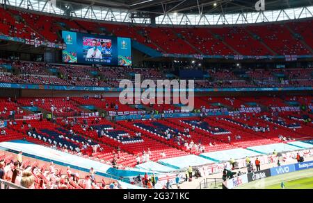 WEMBLEY, Großbritannien, JUNI 13: Blick auf Wembley während der Europameisterschaft der Gruppe D zwischen England und Kroatien im Wembley-Stadion in London am 13 Stockfoto