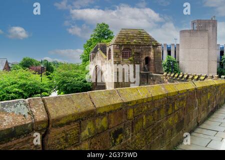 Die römische Mauer in Chester, Cheshire Stockfoto