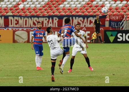 Fortaleza, Brasilien. Juni 2021. Ederson von Fortaleza während des Fußballspiels Campeonato Brasileiro zwischen Fortaleza und Sport in der Arena Castelao, Fortaleza, Brasilien. Kredit: SPP Sport Pressefoto. /Alamy Live News Stockfoto