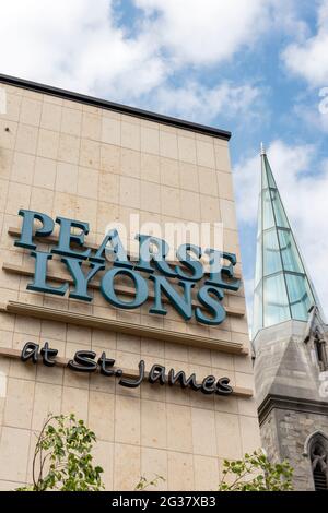 Besucherzentrum der Pearse Lyons Distillery in St. James, Dublin, Irland Stockfoto