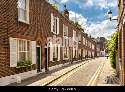 LONDON ENGLAND CHELSEA DIE HÄUSER IM PARADISE WALK SW3 Stockfoto