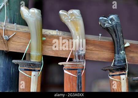 Eine traditionelle Machete, hergestellt in Galonggong, Manonjaya, Tasikmalaya, West Java - Indonesien Stockfoto