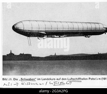 Transport / Transport, Luftfahrt, Luftschiff, ZUSÄTZLICHE-RIGHTS-CLEARANCE-INFO-NOT-AVAILABLE Stockfoto