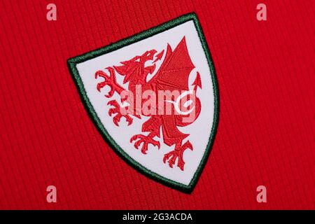 Nahaufnahme des Nationalmannschaftstrikots von Wales. UEFA Euro 2020. Stockfoto