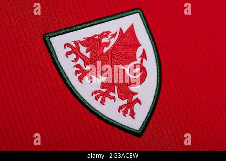 Nahaufnahme des Nationalmannschaftstrikots von Wales. UEFA Euro 2020. Stockfoto