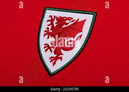 Nahaufnahme des Nationalmannschaftstrikots von Wales. UEFA Euro 2020. Stockfoto
