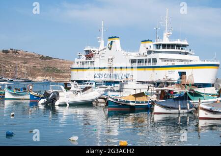 Maritimes Themenbild - Gaudos aus Gozo kommend Stockfoto
