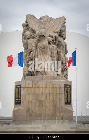 Le Havre, Frankreich - 05 30 2019: Denkmal und Vulkan Stockfoto