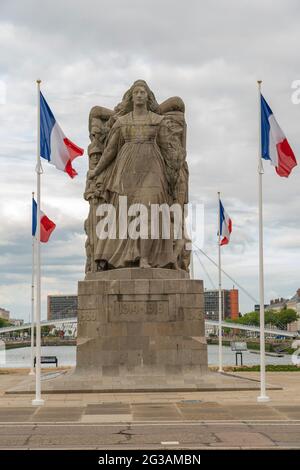 Le Havre, Frankreich - 05 30 2019: Denkmal und Vulkan Stockfoto