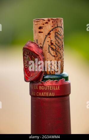 Cork on Pomerol, Chateau Le Pin, Bordeaux Weinflasche Stockfoto