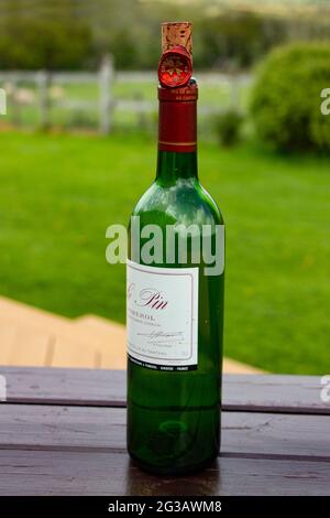 Pomerol, Chateau Le Pin, Bordeaux Weinflasche Stockfoto