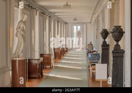 FRANKREICH - LOIRE-TAL - INDRE (36) - SCHLOSS VON VALENCAY : GROSSE GALERIE: ERBAUT IM EIGHTEENTH JAHRHUNDERT, DIENT ES ALLEN WOHNUNGEN UND IST DEKORIERT Stockfoto