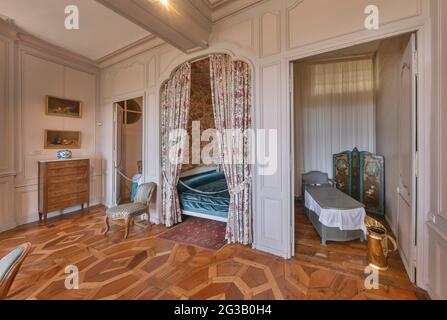 FRANKREICH - LOIRE-TAL - INDRE ET LOIRE (37) - SCHLOSS VILLANDRY : GEMÜSEGARTEN. DIESES ZIMMER BIETET EIN WUNDERSCHÖNES PANORAMA AUF DIE VEGETA Stockfoto