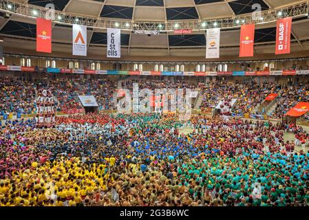 Castells (menschliche Türme) Wettbewerb in Tarragona im Jahr 2018 (Katalonien, Spanien) ESP: Concurso de Castells de Tarragona 2018 (Cataluña, España) Stockfoto