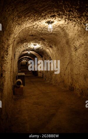 Innenraum des Bombenschutzbunker des Bahnhofs in La Garriga, der während des Spanischen Bürgerkrieges genutzt wurde (Barcelona, Katalonien, Spanien) Stockfoto