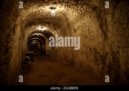 Innenraum des Bombenschutzbunker des Bahnhofs in La Garriga, der während des Spanischen Bürgerkrieges genutzt wurde (Barcelona, Katalonien, Spanien) Stockfoto