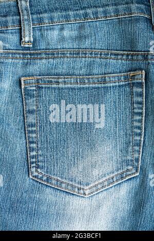 Jeans. Hintergrund Textur Von Blue Jeans Mit Tasche Mit Nähten Close Up. Stockfoto