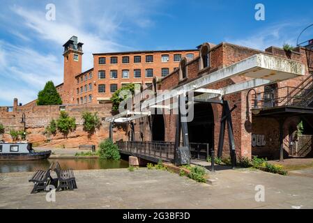 Lebensmittelgeschäft, Castlefield, Manchester. Eine historische Stätte in diesem urban Heritage Park rund um die Bridgewater und Rochdale Kanäle. Stockfoto