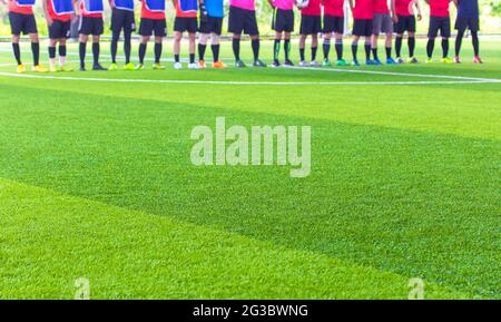 Hallenfußball, Fußballfeld Kunstrasen, Kopierraum Stockfoto