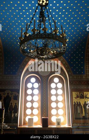 Das Innere der Heilig-Kreuz-Kirche in Livadia, Krim Stockfoto