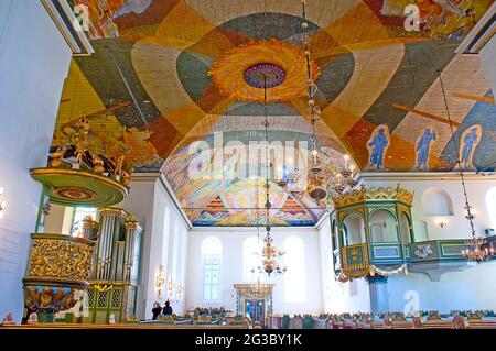 OSLO, NORWEGEN - SEP 28, 2010: Die Kathedrale von Oslo hat zahlreiche prächtige Dekore und Meisterwerke von Hugo Lous Mohr gemalt, am 28. September in Oslo Stockfoto