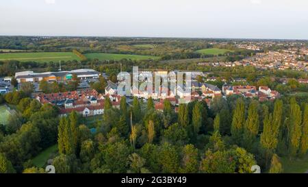 Luftaufnahme der Cowdray Avenue, Colchester, Essex, England, Großbritannien Stockfoto