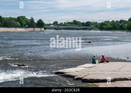 Terrebonne, Quebec, Kanada - 11. Juni 2021: Rivière des Mille Îles. Stockfoto