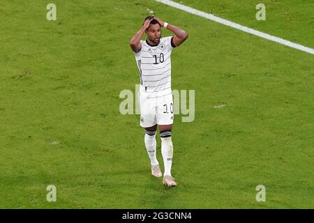MÜNCHEN, DEUTSCHLAND - 15. JUNI: Serge Gnabry von Deutschland während des UEFA Euro 2020-Spiels zwischen Frankreich und Deutschland in der Allianz Arena am 15. Juni 2021 in München (Foto von Andre Weening/Orange Picles) Stockfoto