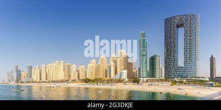 Dubai Jumeirah Beach JBR Marina Skyline Architektur Gebäude Reise Urlaub Panorama in Vereinigte Arabische Emirate Stadt Stockfoto