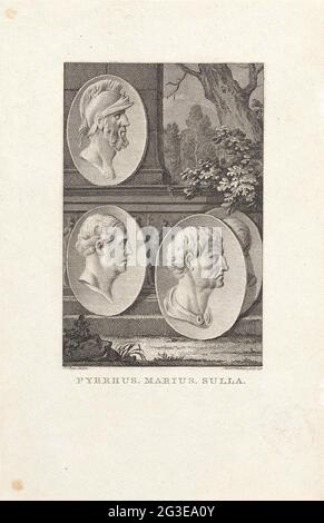 Medaillons mit Porträts von Pyrrhus, Gaius Marius, Sulla. Medaillons mit Porträts des molossischen Königs Pyrrhus, des römischen Generals Gaius Marius und des römischen Staatsmannes Sulla, an einem Baum, an einem Sockel mit Flachrelief. Stockfoto