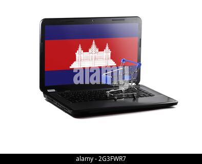 Isoliert auf weißem Hintergrund Laptop mit Kambodscha Flagge auf dem Display, Online-Shopping-Verkaufskonzept Stockfoto