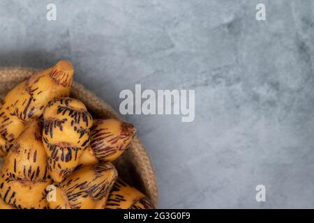 OCA, Knolle, die in der peruanischen Küche und in den amerikanischen Anden verwendet wird Stockfoto