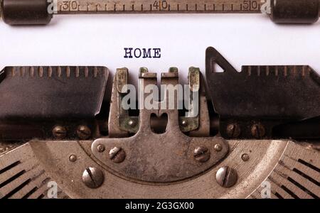 Vintage Inschrift gemacht mit der alten Schreibmaschine Stockfoto