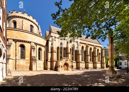 LONDON ENGLAND TEMPLE CHURCH EINE KÖNIGLICHE EIGENART IN DER NÄHE DER FLEET STREET Stockfoto