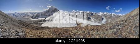 Malerische Panorama der Gletscher im Pamir-Gebirge in Tadschikistan Stockfoto
