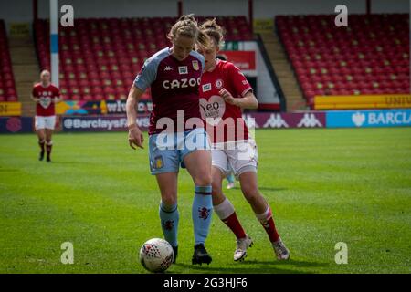 Walsall, England 24. April 2021. Barclays FA Women's Super League-Spiel zwischen Aston Villa Women und Bristol City Women, gespielt im Banks's Stadium. Stockfoto