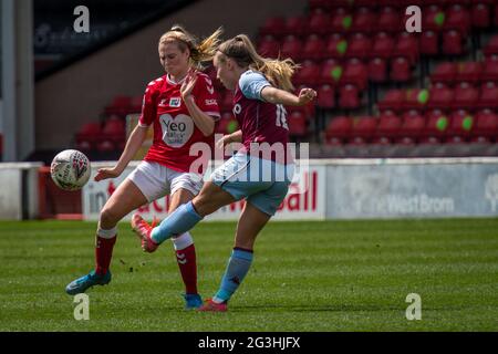 Walsall, England 24. April 2021. Barclays FA Women's Super League-Spiel zwischen Aston Villa Women und Bristol City Women, gespielt im Banks's Stadium. Stockfoto